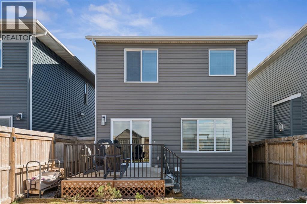 364 Fireside Way, Cochrane, Alberta  T4C 3A9 - Photo 36 - A2308378