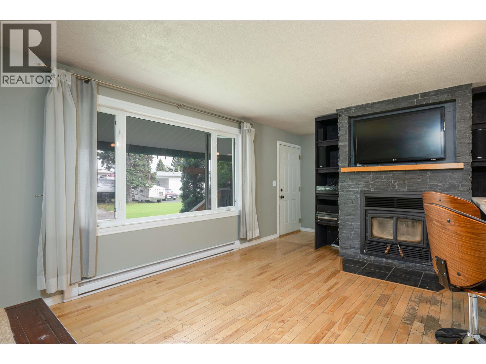 2761 Petersen Road, Prince George, British Columbia  V2N 1P1 - Photo 6 - R3124433