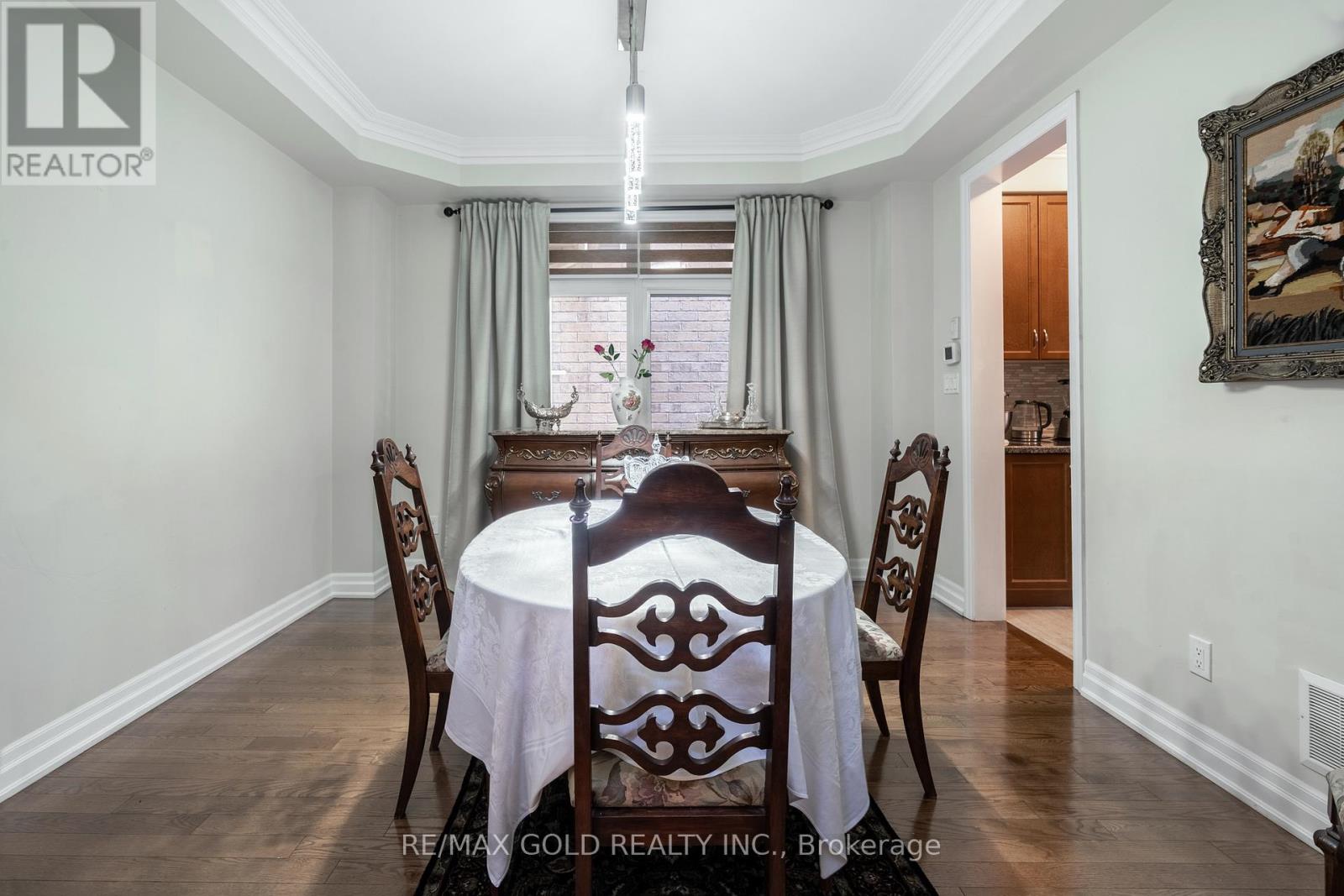 54 Robert Berry Crescent, King, Ontario  L7B 1L4 - Photo 8 - N13136240