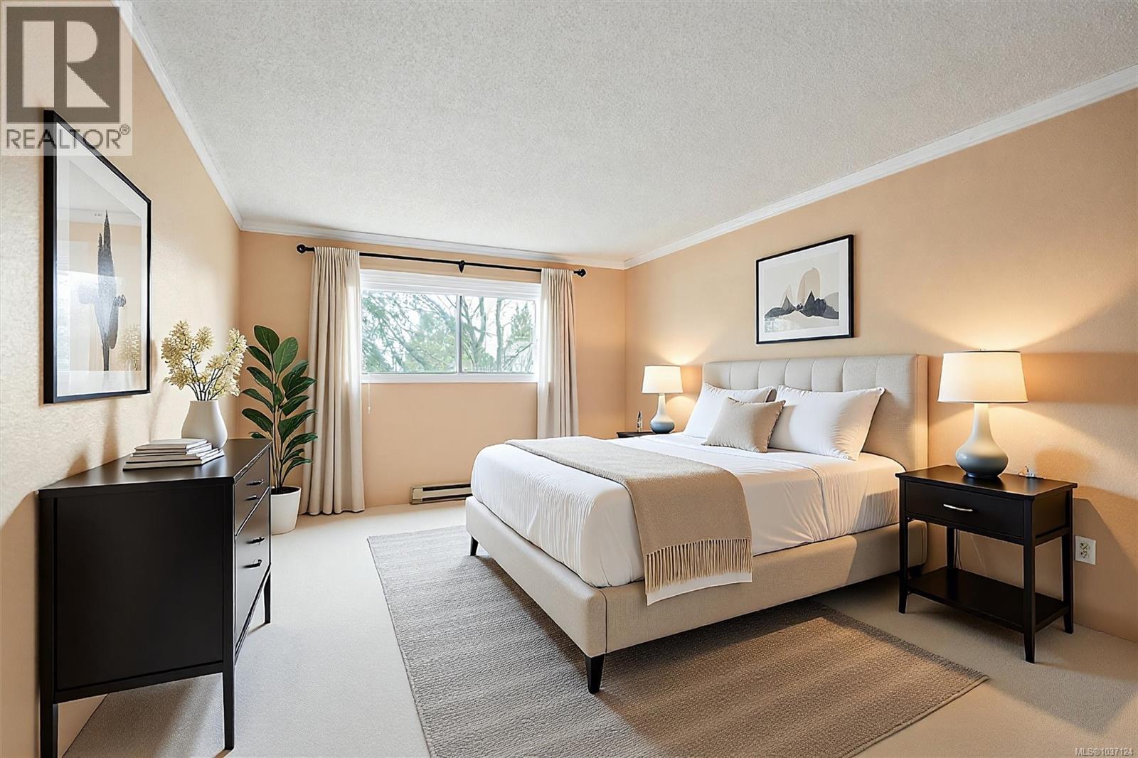 202 3255 Glasgow Ave, Saanich, British Columbia