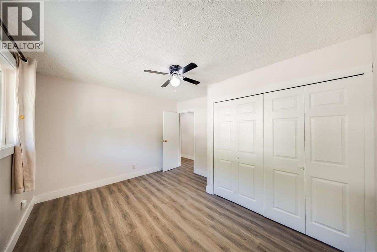 909 7th Street, Montrose, British Columbia  V0G 1P0 - Photo 24 - 10387602