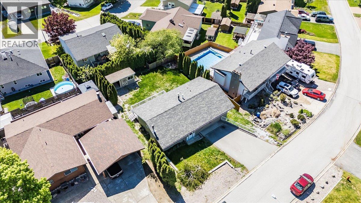 909 7th Street, Montrose, British Columbia  V0G 1P0 - Photo 56 - 10387602