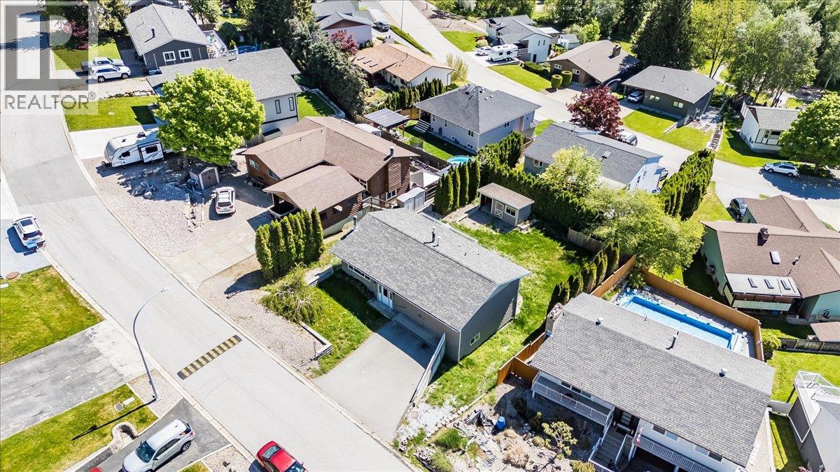 909 7th Street, Montrose, British Columbia  V0G 1P0 - Photo 61 - 10387602