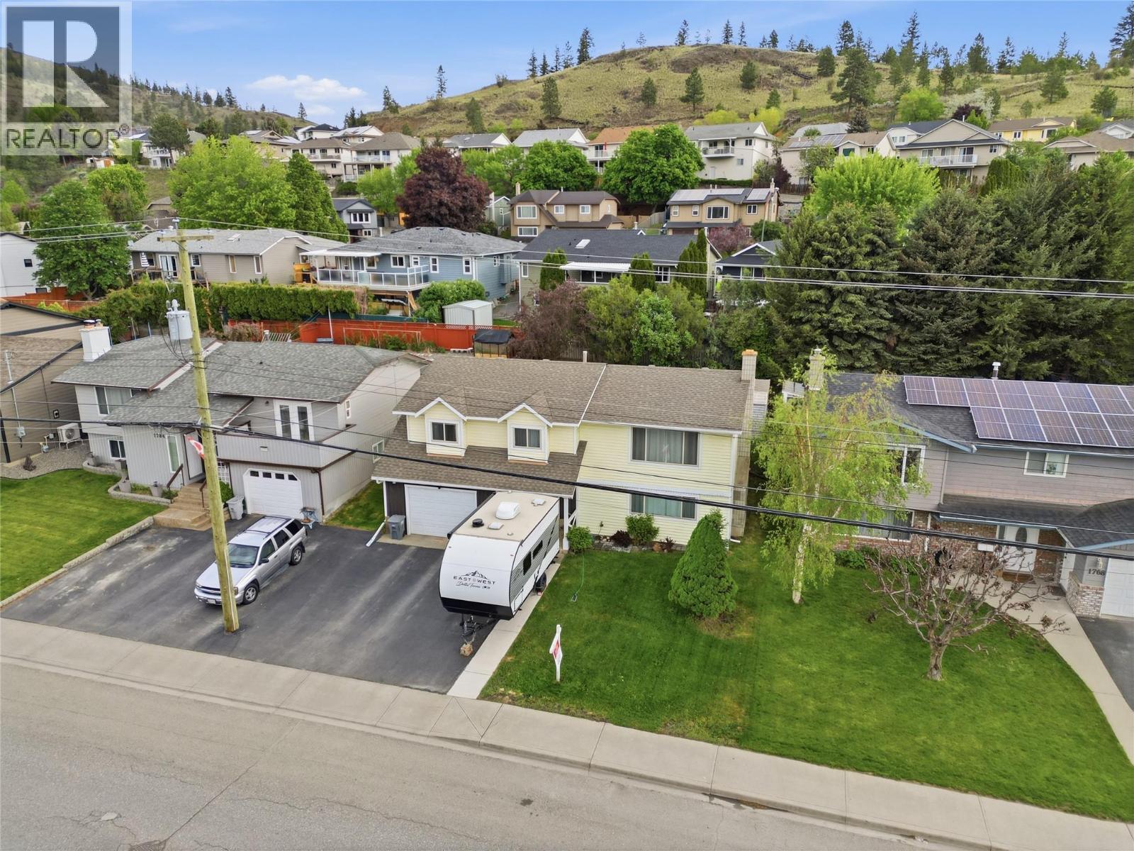 1776 Hillside Drive, Kamloops, British Columbia  V2E 2E2 - Photo 2 - 10387532