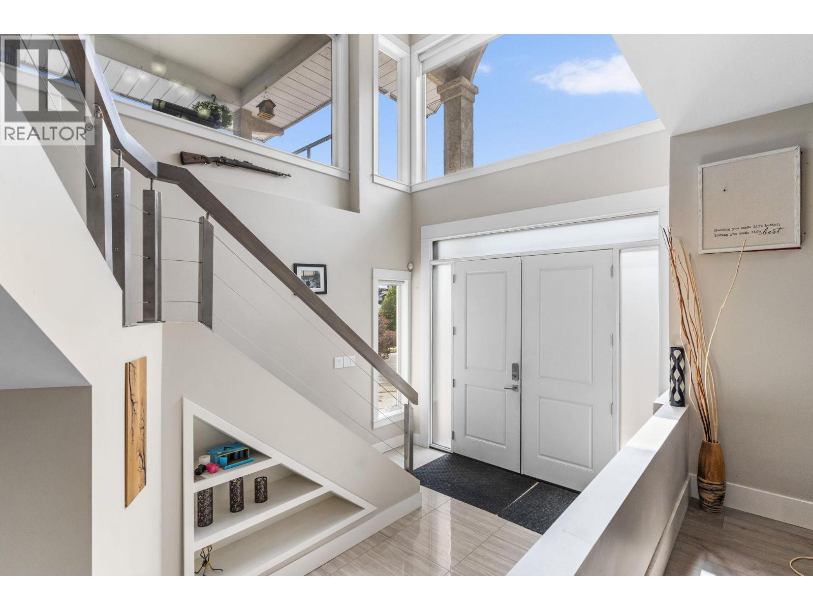607 Clifton Road S, Kelowna, British Columbia  V1V 1A7 - Photo 4 - 10387325