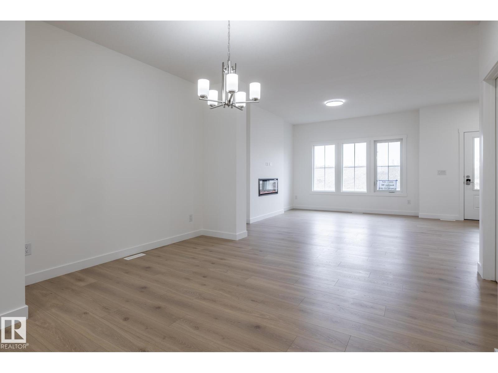 235 157 Av NE, Edmonton, Alberta  T5Y 6K8 - Photo 9 - E4468049