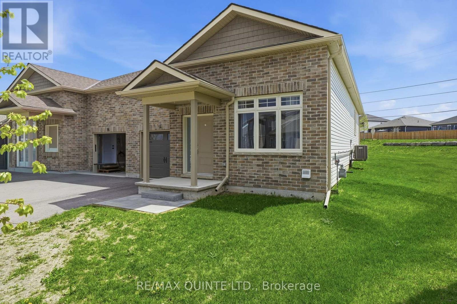 14 CAMPBELL CRESCENT, Prince Edward County, Ontario
