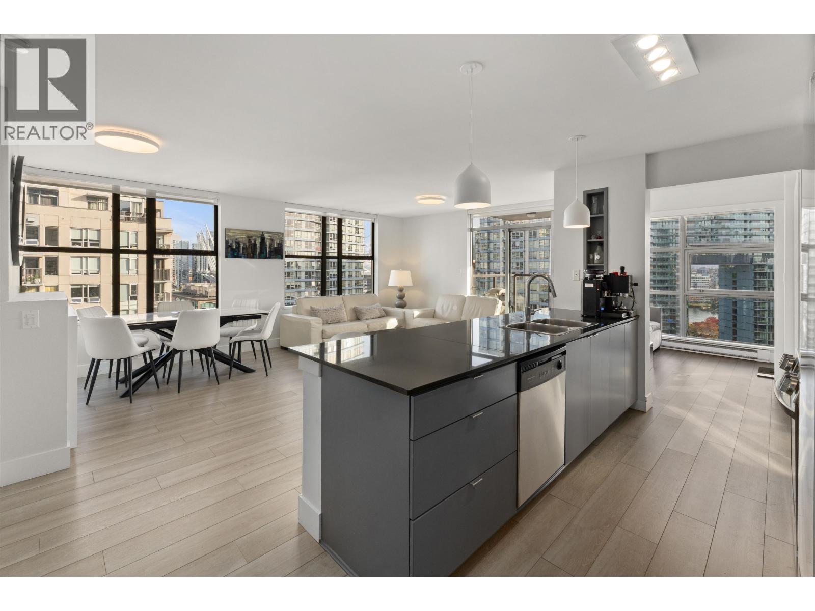 1902 989 Beatty Street, Vancouver, British Columbia  V6Z 3C2 - Photo 2 - R3124120