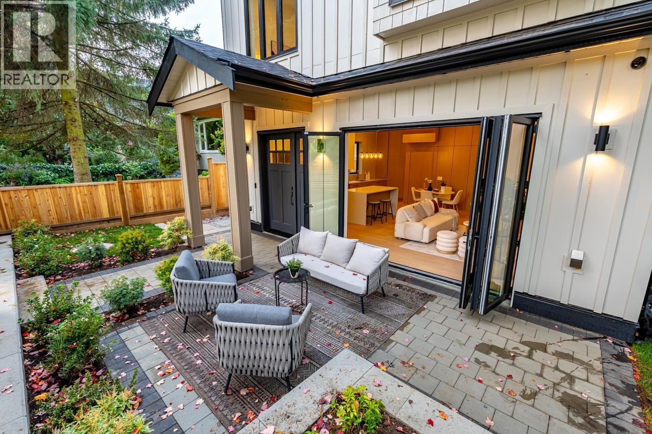487 E 31st Avenue, Vancouver, British Columbia  V5V 4A8 - Photo 3 - R3124330
