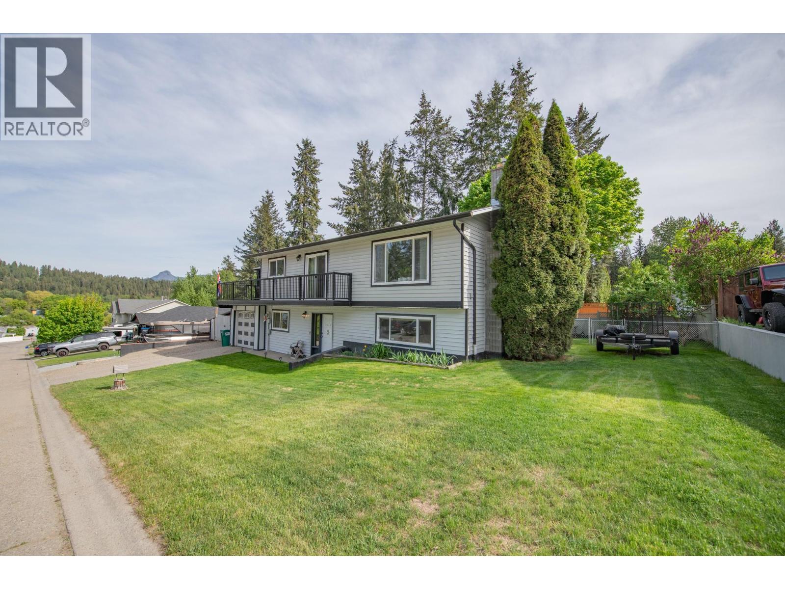 2250 Leblanc Street, Lumby, British Columbia