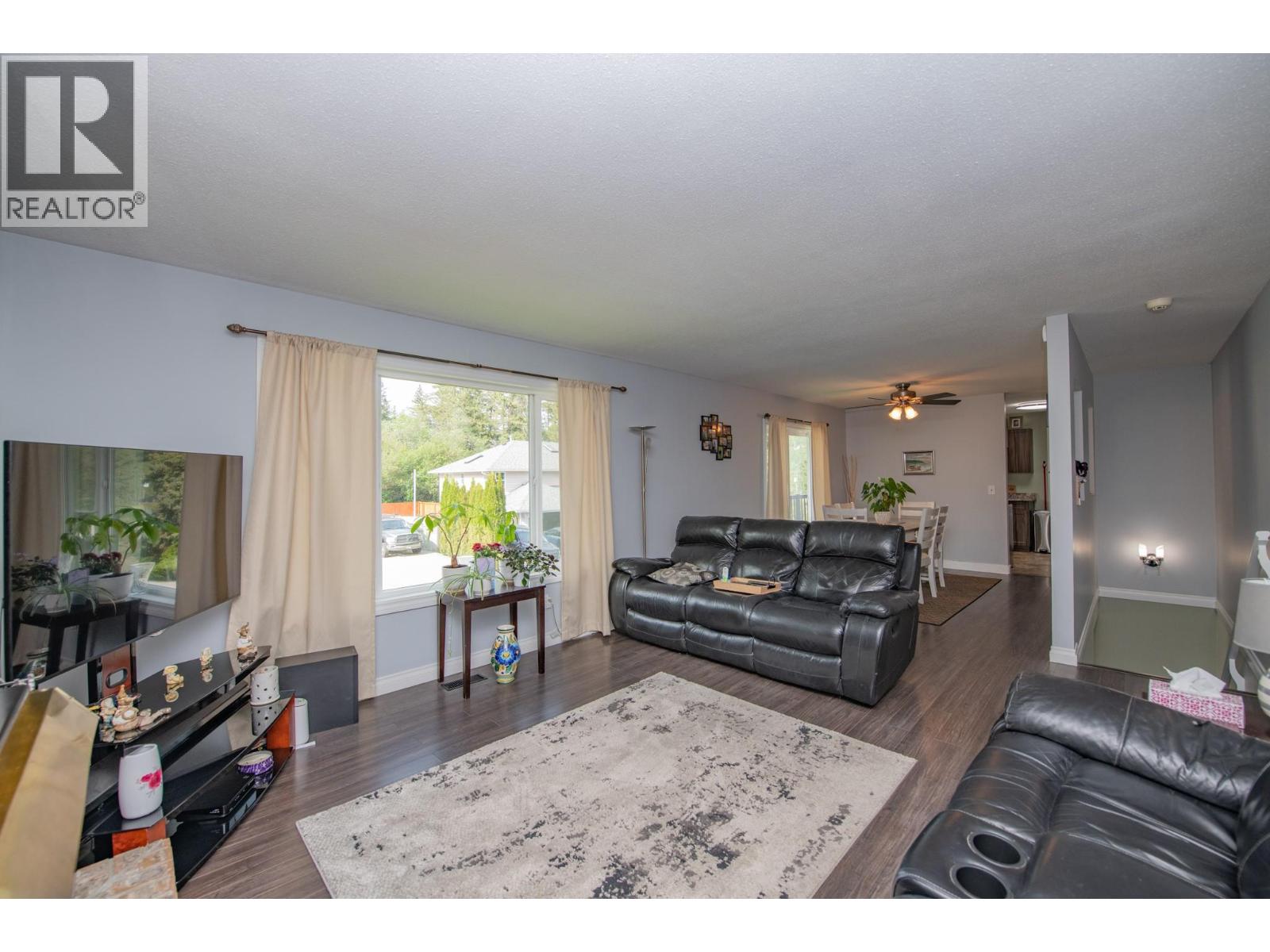 2250 Leblanc Street, Lumby, British Columbia  V0E 2G0 - Photo 22 - 10387746