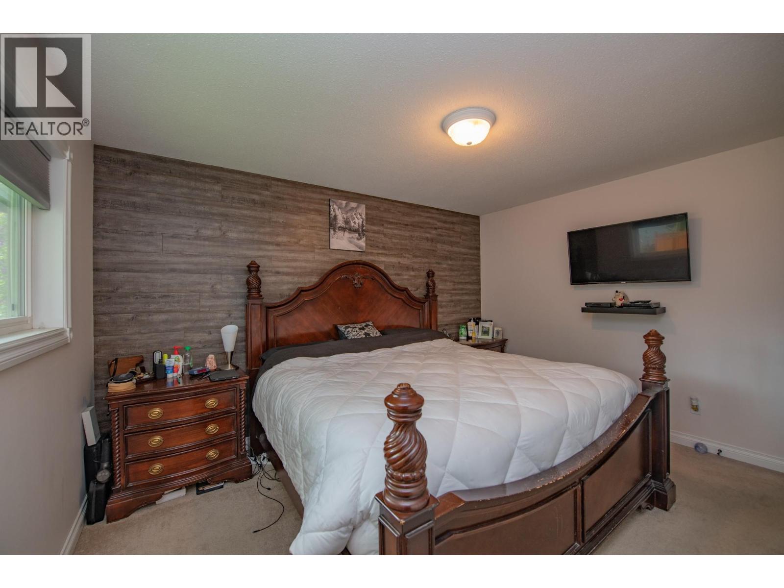 2250 Leblanc Street, Lumby, British Columbia  V0E 2G0 - Photo 26 - 10387746