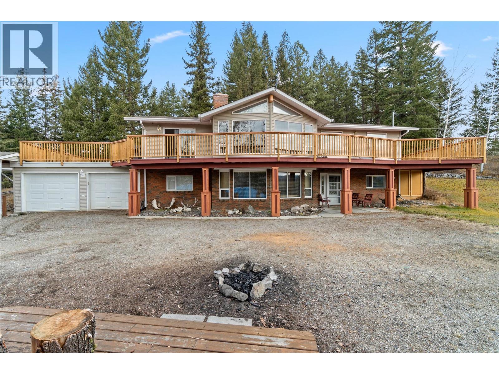 222 THRISSEL Place, Logan Lake, British Columbia