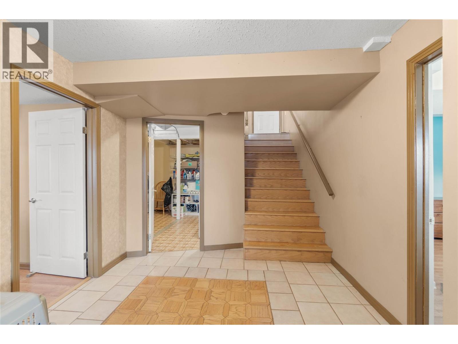 222 Thrissel Place, Logan Lake, British Columbia  V0K 1W0 - Photo 26 - 10387436