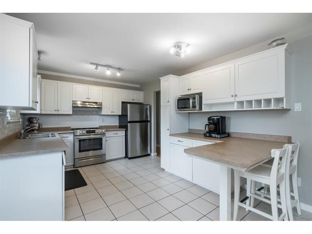 18120 58a Avenue, Surrey, British Columbia V3S 1N6 - Photo 6 - R3124229