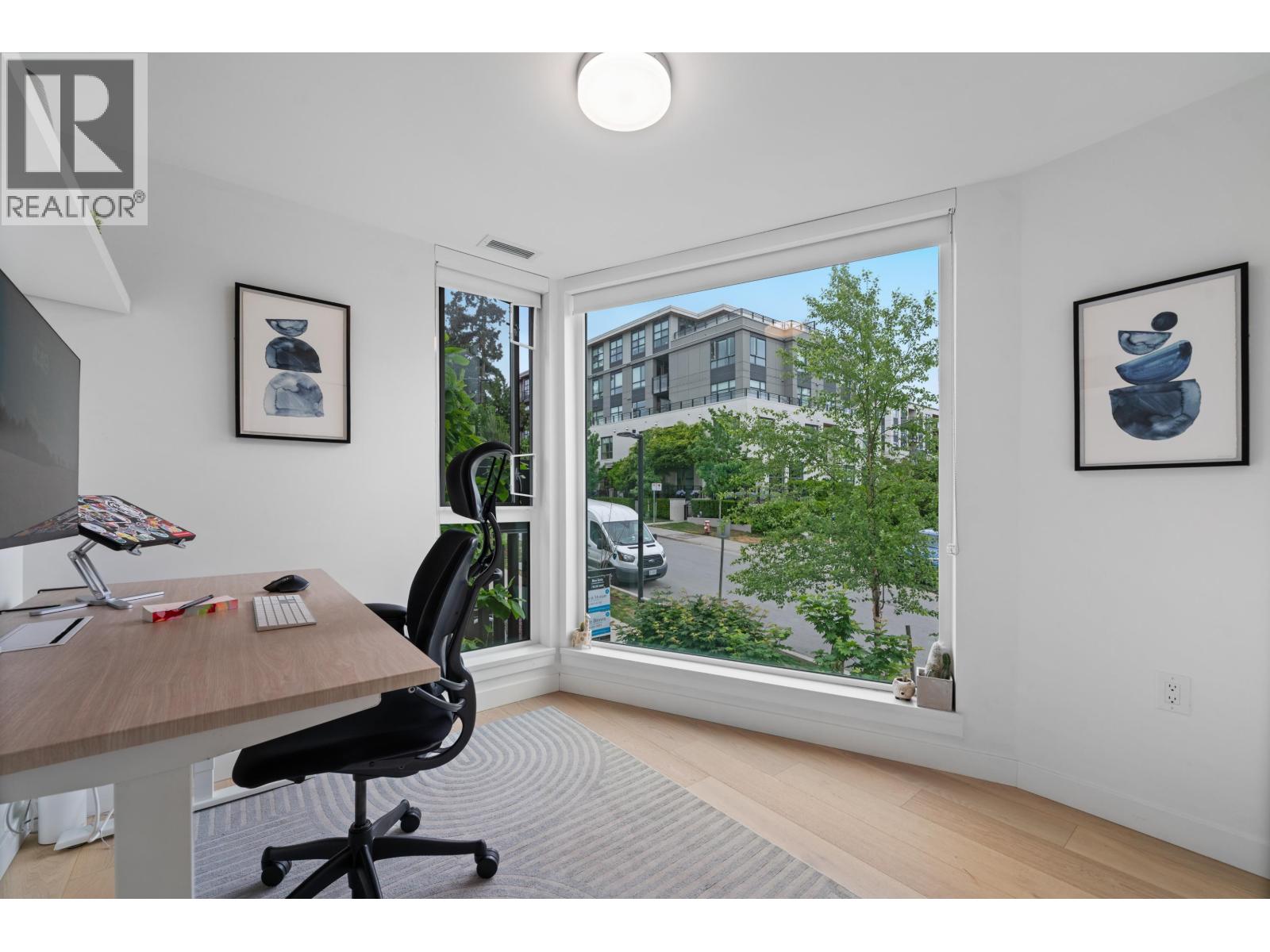 201 650 E 2nd Street, North Vancouver, British Columbia  V7M 1E3 - Photo 27 - R3124377