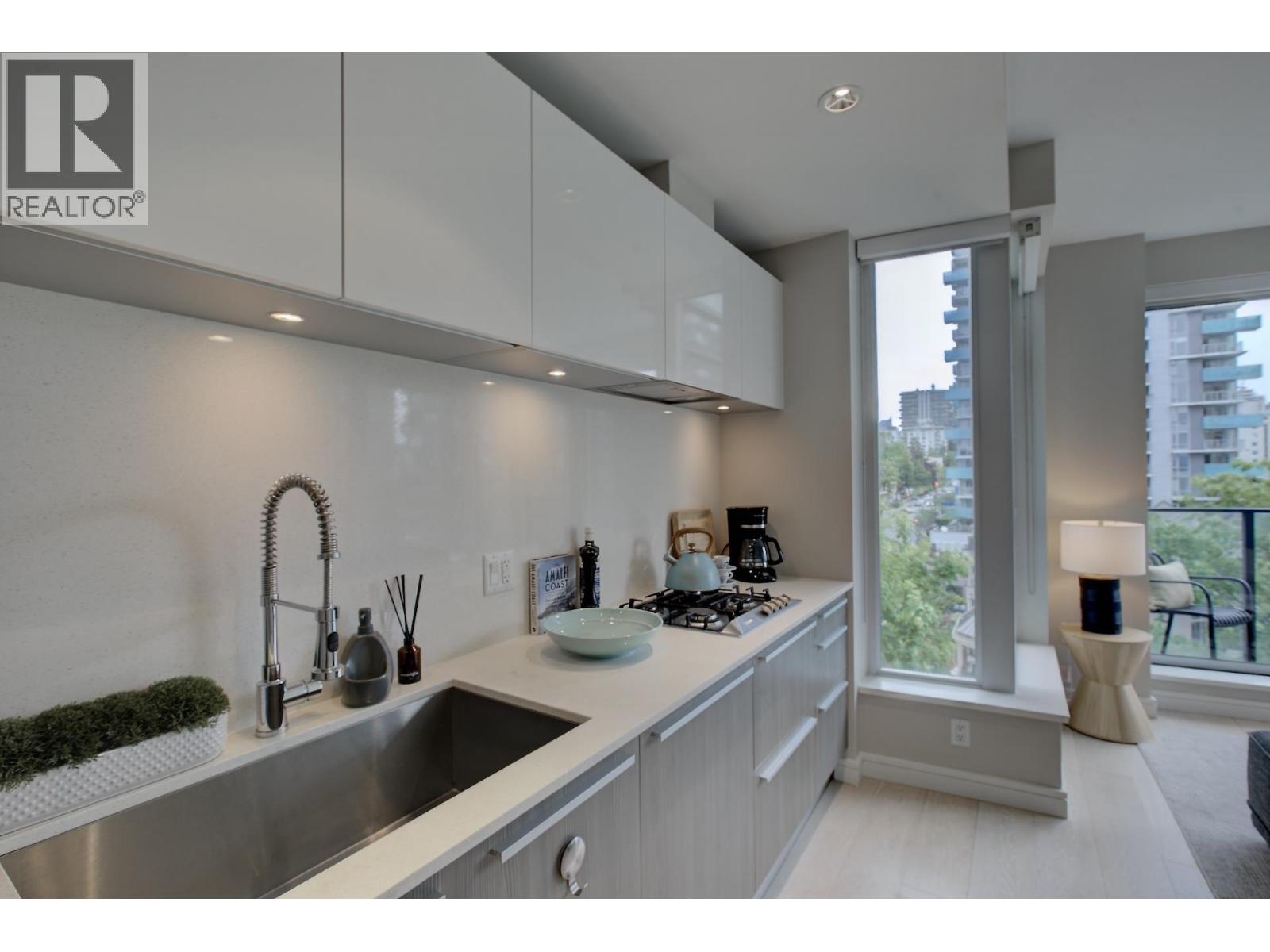 703 1221 Bidwell Street, Vancouver, British Columbia  V6G 0B1 - Photo 4 - R3124387