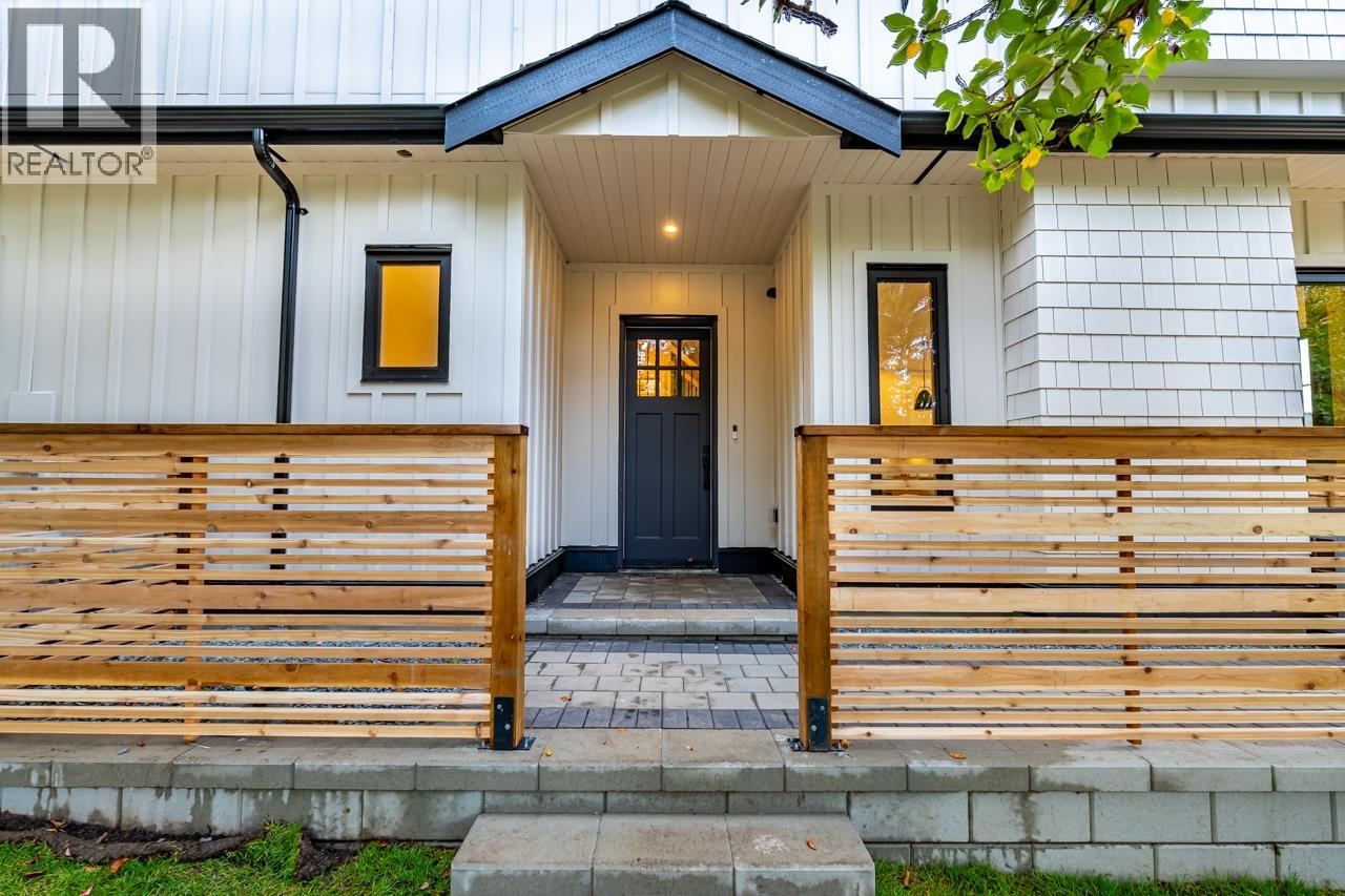4675 St. George Street, Vancouver, British Columbia  V5V 4A8 - Photo 3 - R3124401