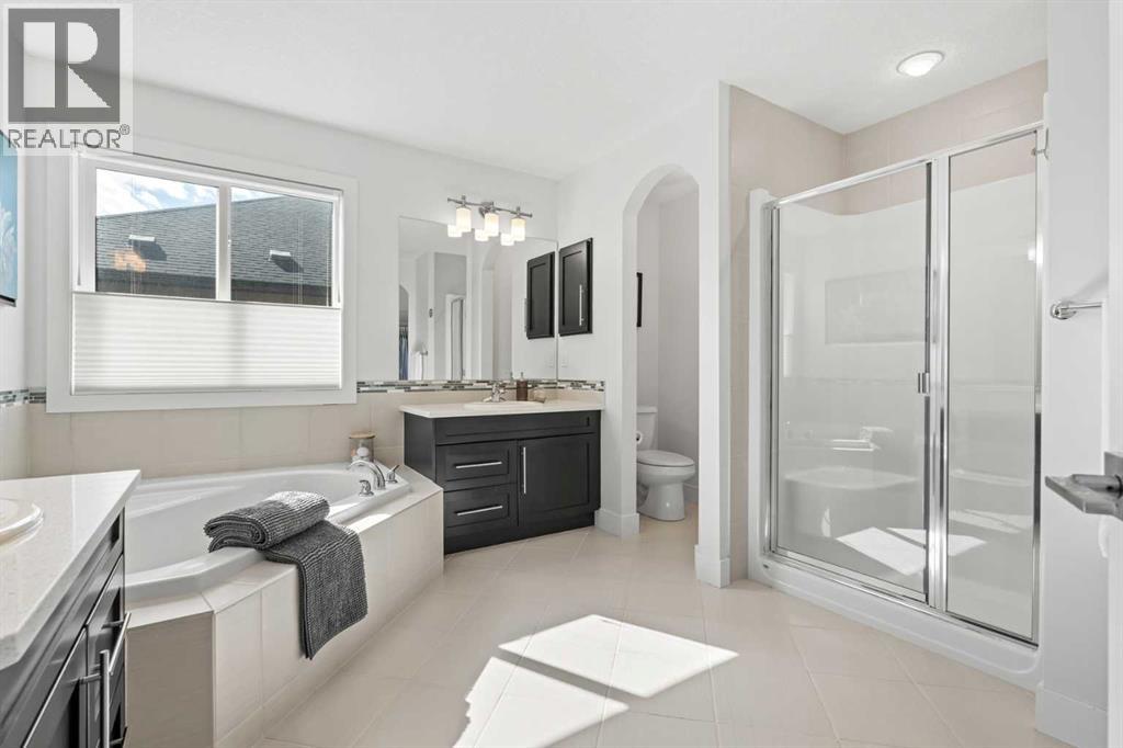 25 Westland Crescent SW, Calgary, Alberta  T3H 0W1 - Photo 24 - A2307642