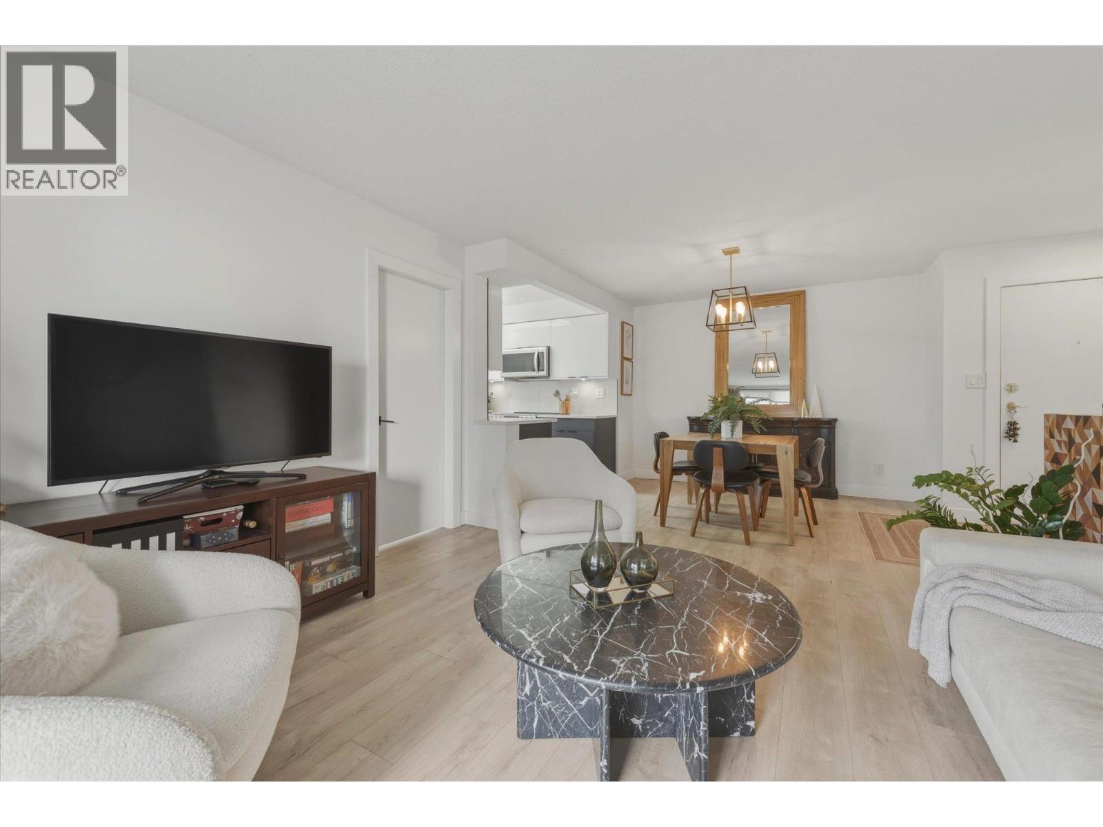 1203 1010 Burnaby Street, Vancouver, British Columbia  V6E 4L8 - Photo 3 - R3124408