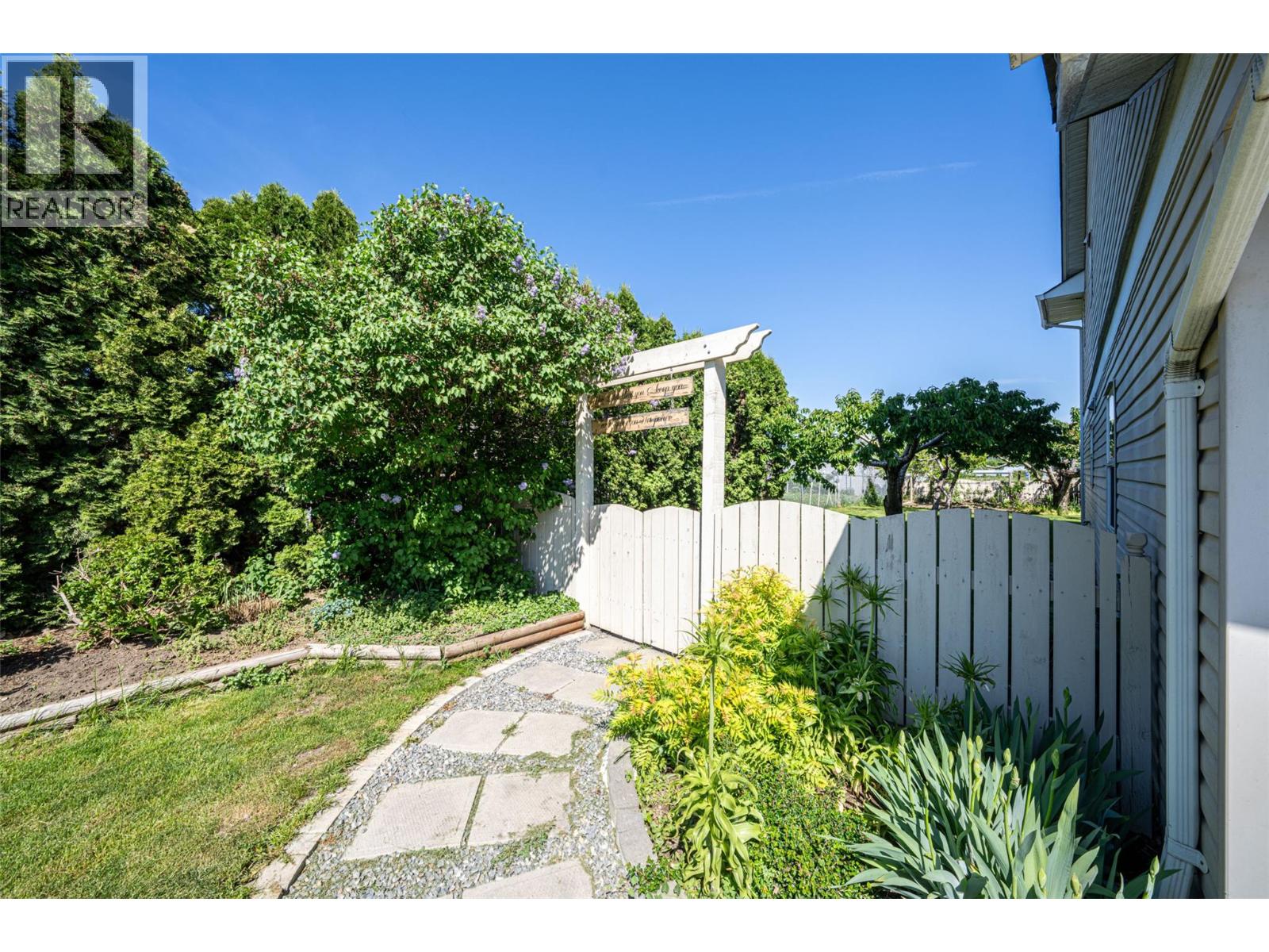415 Bass Avenue, Enderby, British Columbia  V4Y 4B4 - Photo 48 - 10387284