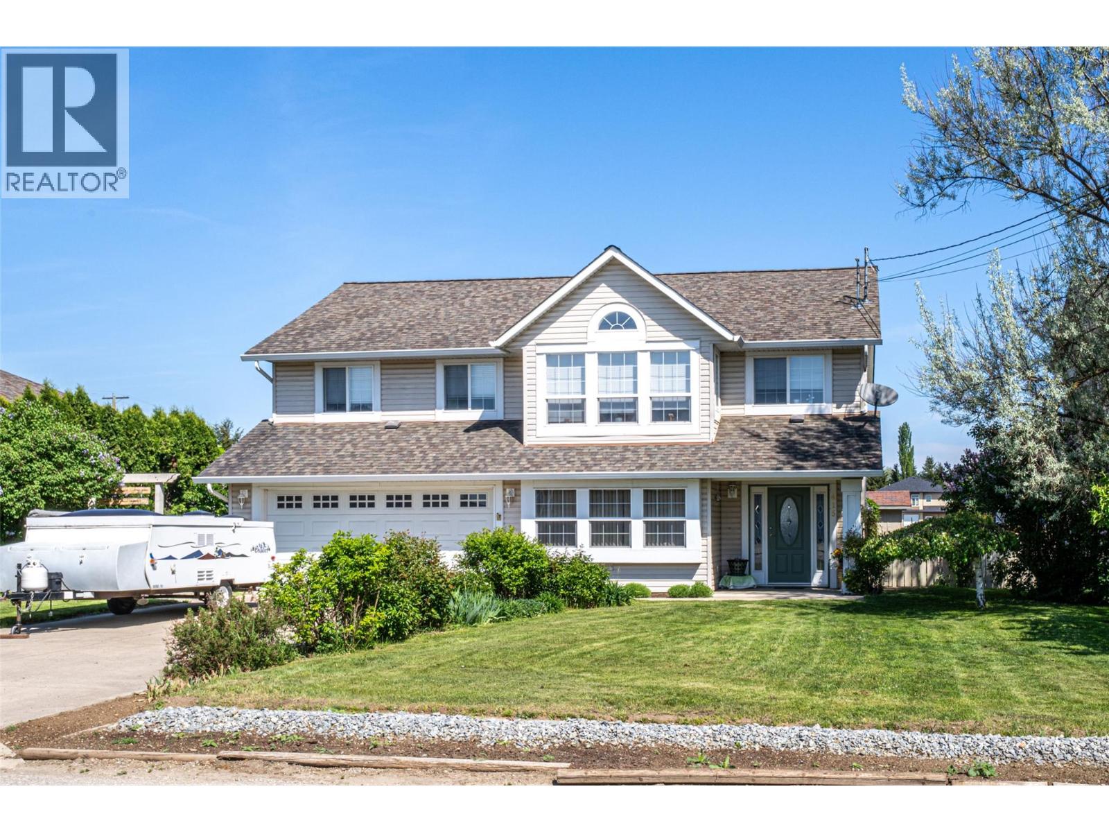 415 Bass Avenue, Enderby, British Columbia