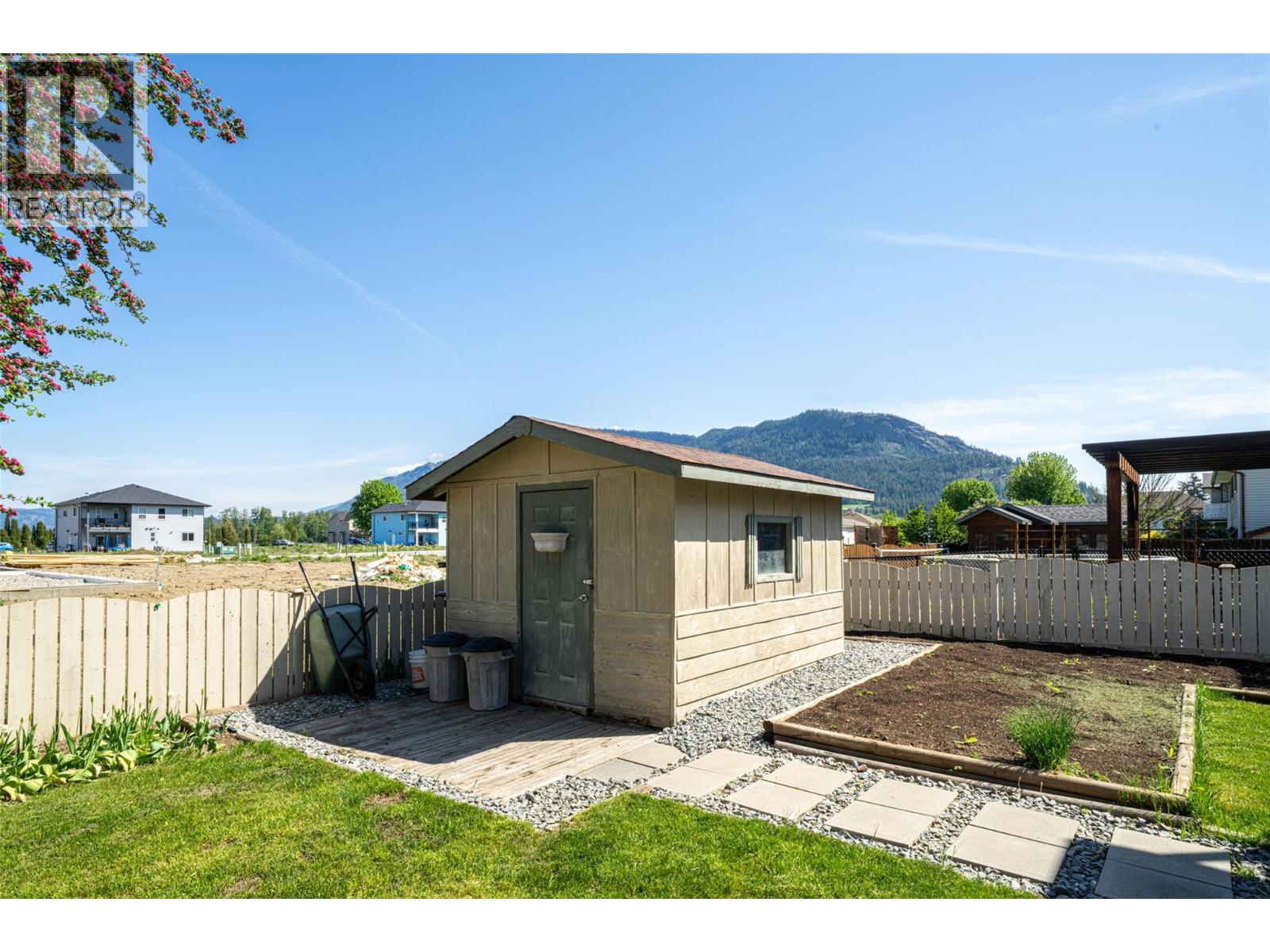 415 Bass Avenue, Enderby, British Columbia  V4Y 4B4 - Photo 52 - 10387284