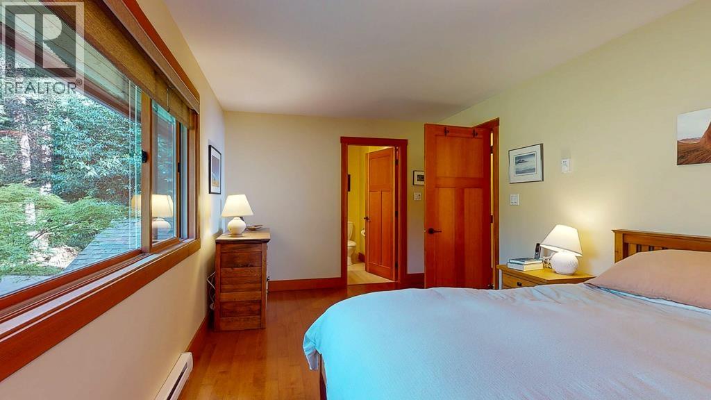 8115 Redrooffs Road, Halfmoon Bay, British Columbia  V7Z 1C7 - Photo 22 - R3124391