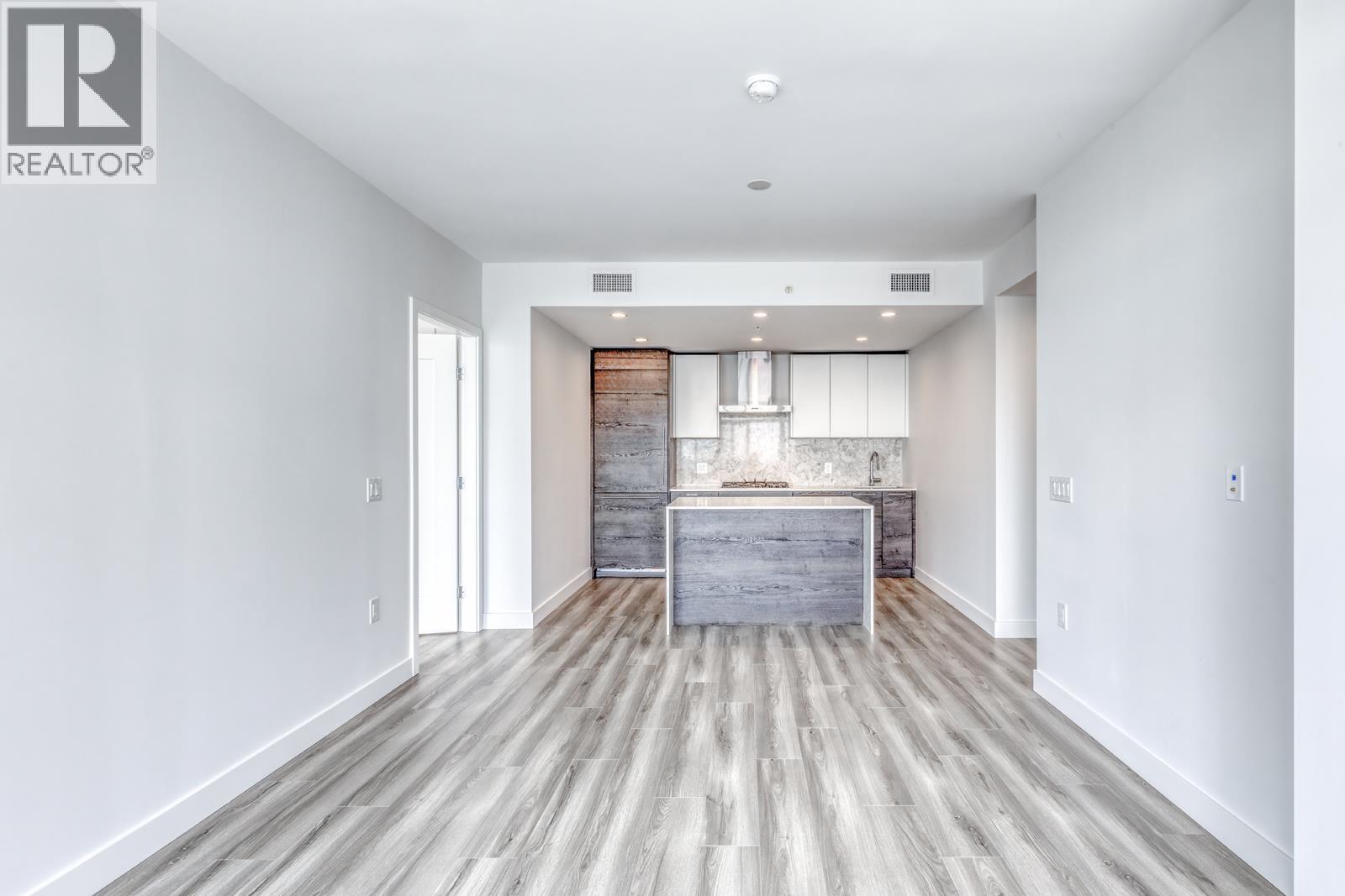 2804 2381 Beta Avenue, Burnaby, British Columbia  V5C 5N1 - Photo 3 - R3124415