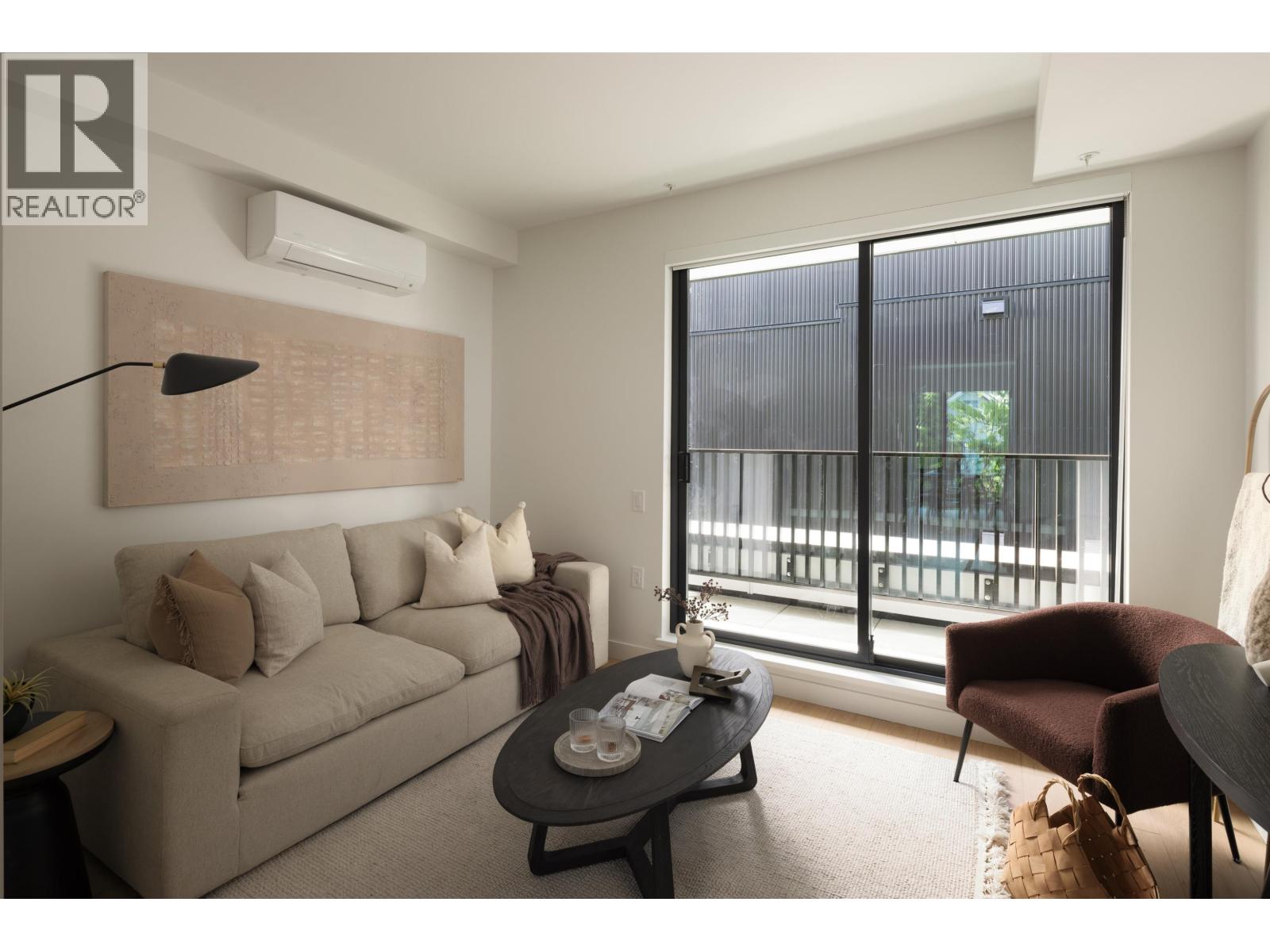 2408 E 12th Avenue, Vancouver, British Columbia  V5N 0E3 - Photo 7 - R3124148
