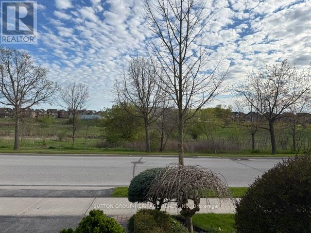 19 Country Ridge Drive, Markham, Ontario  L6E 1C4 - Photo 5 - N13132000