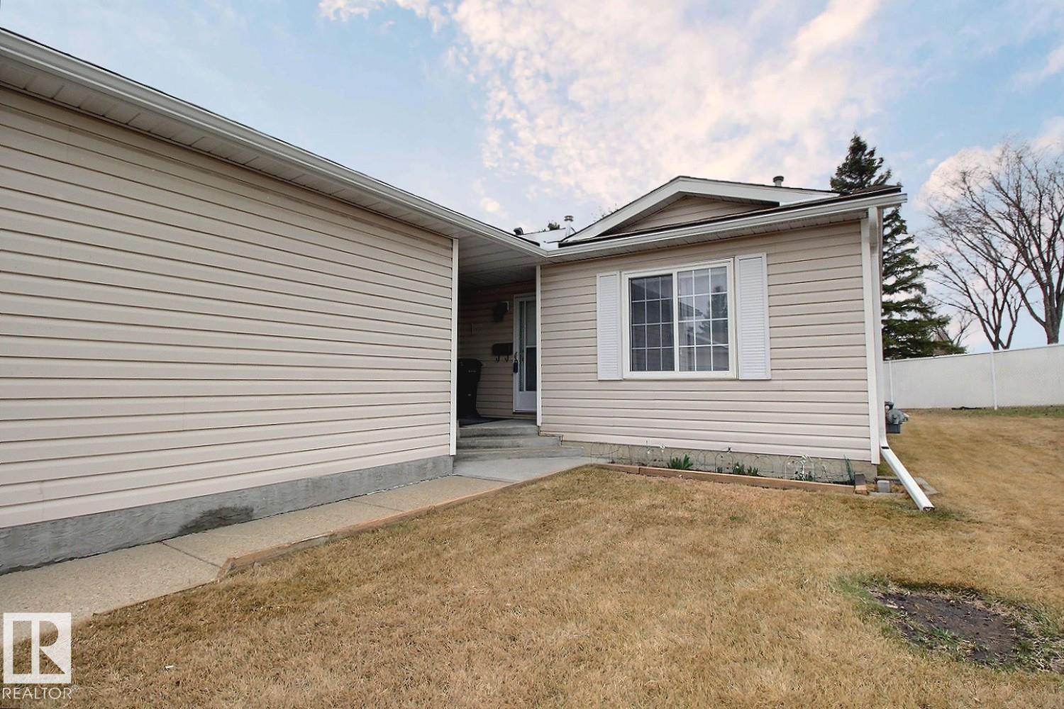 8146 27 Av Nw, Edmonton, Alberta  T6K 4C9 - Photo 2 - E4483923
