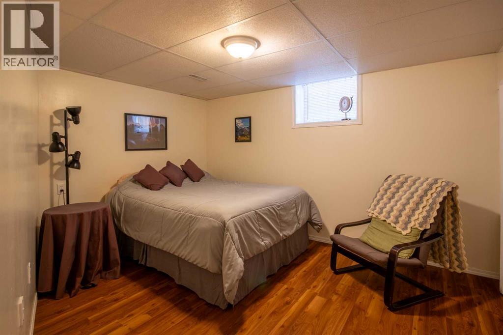 209 2 Street NE, Sundre, Alberta  T0M 1X0 - Photo 27 - A2305673