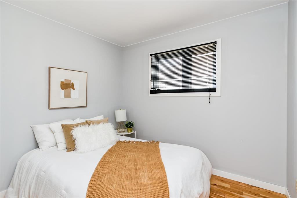 305 John Forsyth Road, Winnipeg, Manitoba  R2N 2N8 - Photo 21 - 202610714