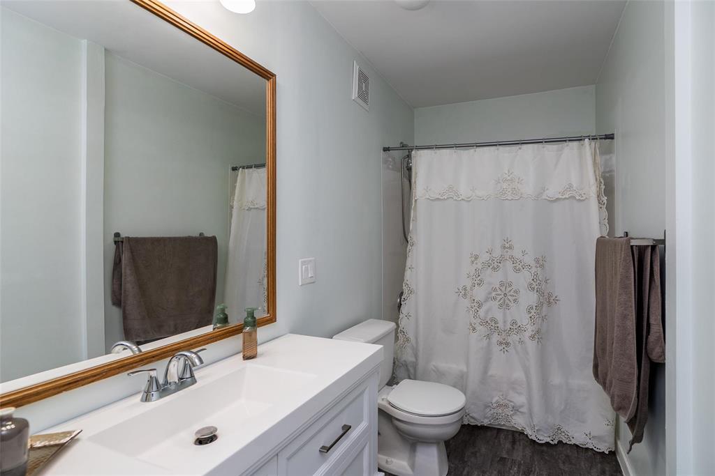 305 John Forsyth Road, Winnipeg, Manitoba  R2N 2N8 - Photo 22 - 202610714