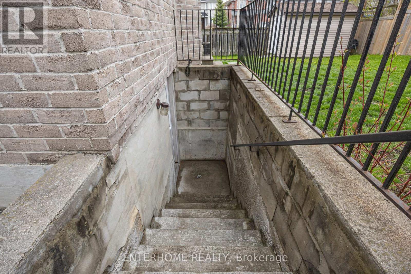 127 Birchwood Drive, Barrie (East Bayfield), Ontario  L4M 6X3 - Photo 25 - S13137248