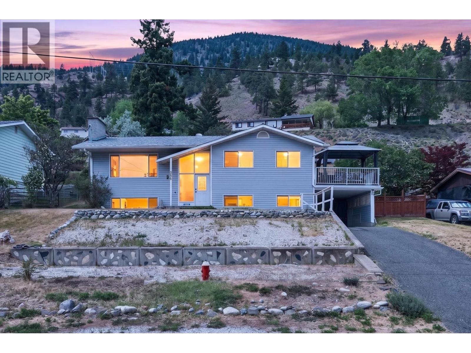 355 Pine Street, Lillooet, British Columbia  V0K 1V0 - Photo 2 - 10386867