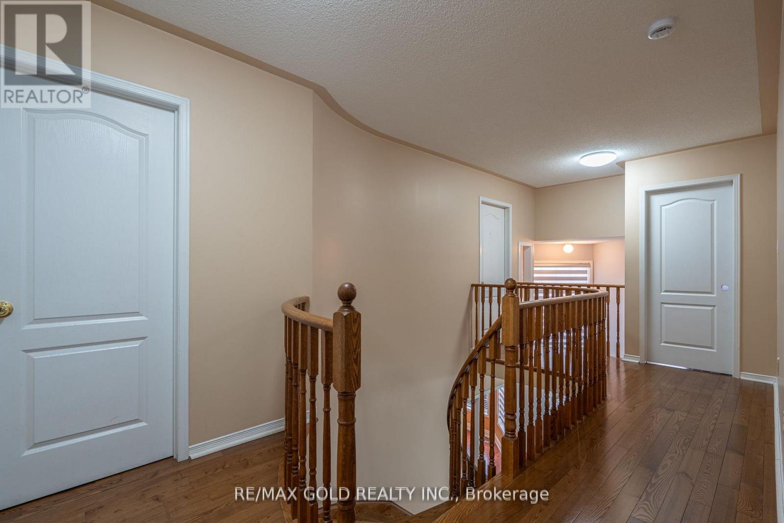 104 Sunny Meadow Boulevard, Brampton, Ontario  L6R 2C5 - Photo 24 - W13137236