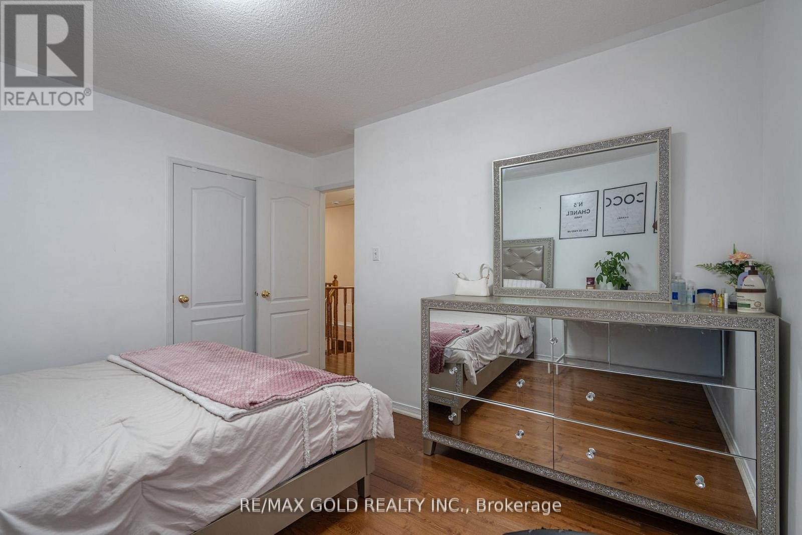 104 Sunny Meadow Boulevard, Brampton, Ontario  L6R 2C5 - Photo 29 - W13137236