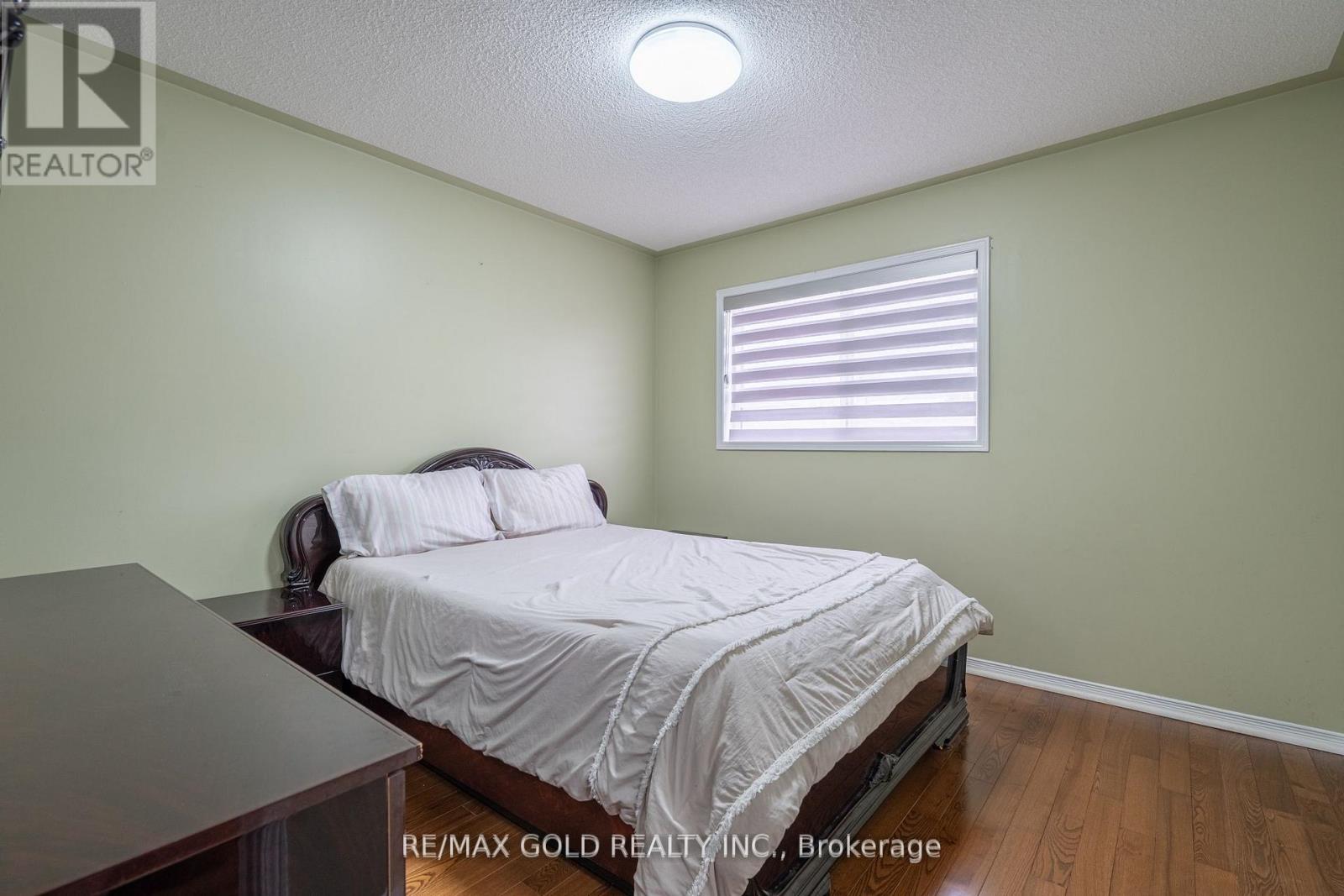 104 Sunny Meadow Boulevard, Brampton, Ontario  L6R 2C5 - Photo 34 - W13137236
