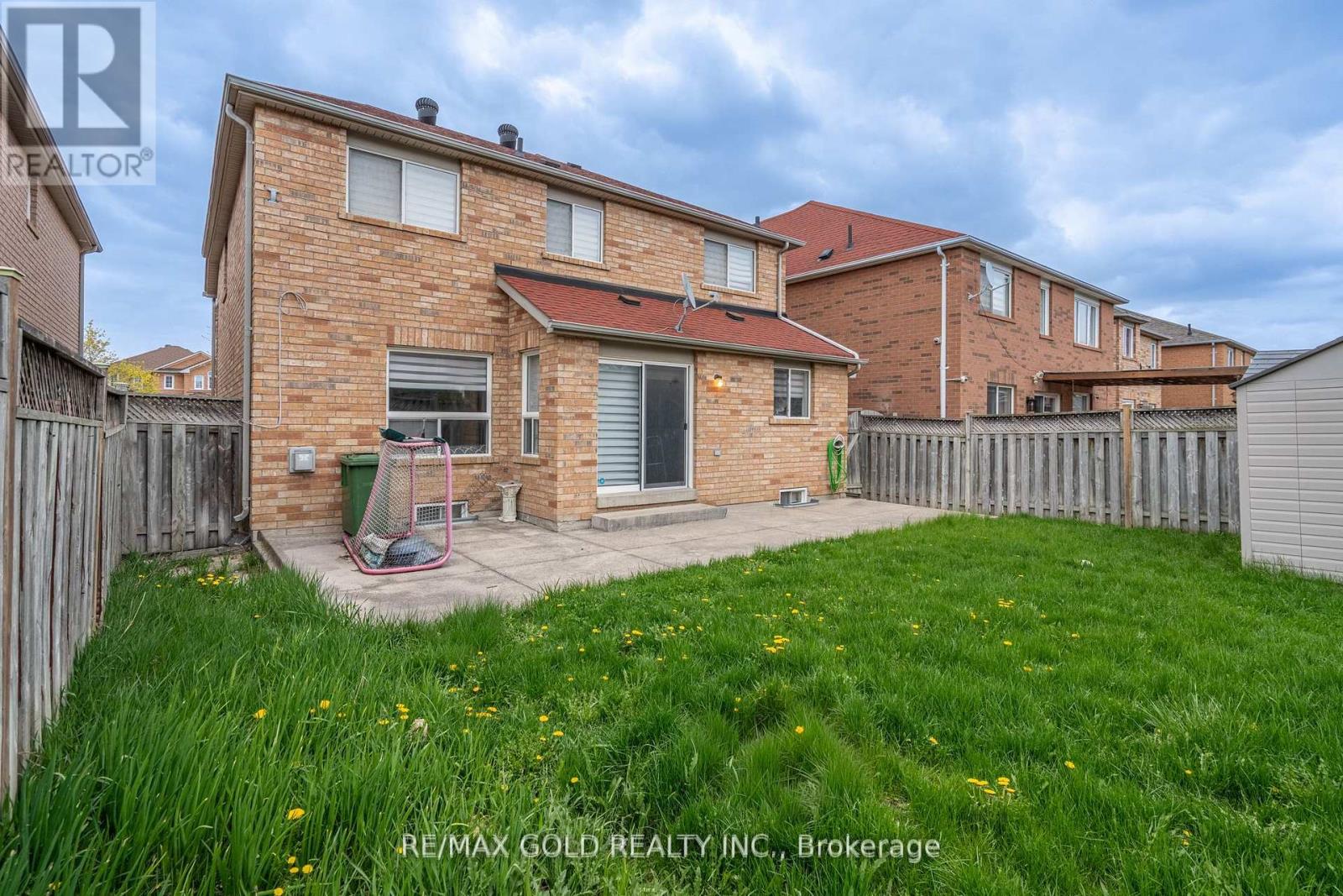 104 Sunny Meadow Boulevard, Brampton, Ontario  L6R 2C5 - Photo 46 - W13137236