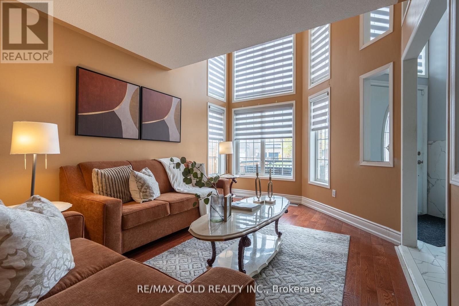 104 Sunny Meadow Boulevard, Brampton, Ontario  L6R 2C5 - Photo 6 - W13137236
