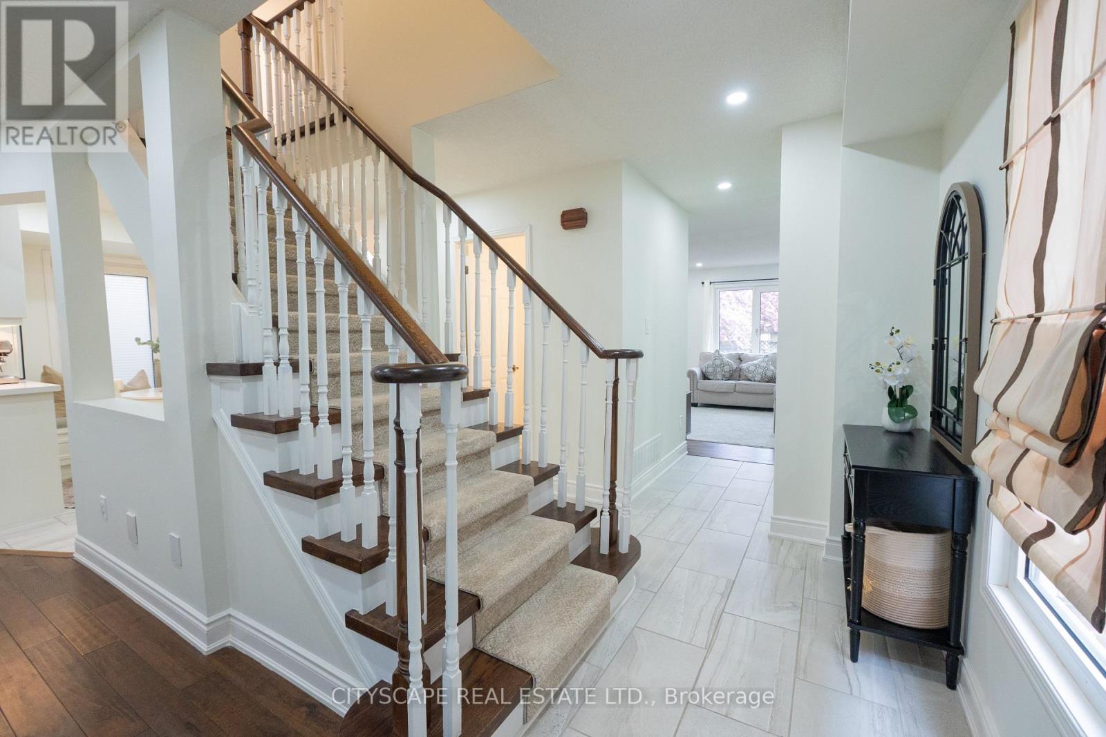 3912 Rushton Crescent, Mississauga, Ontario  L5L 4H4 - Photo 17 - W13137240