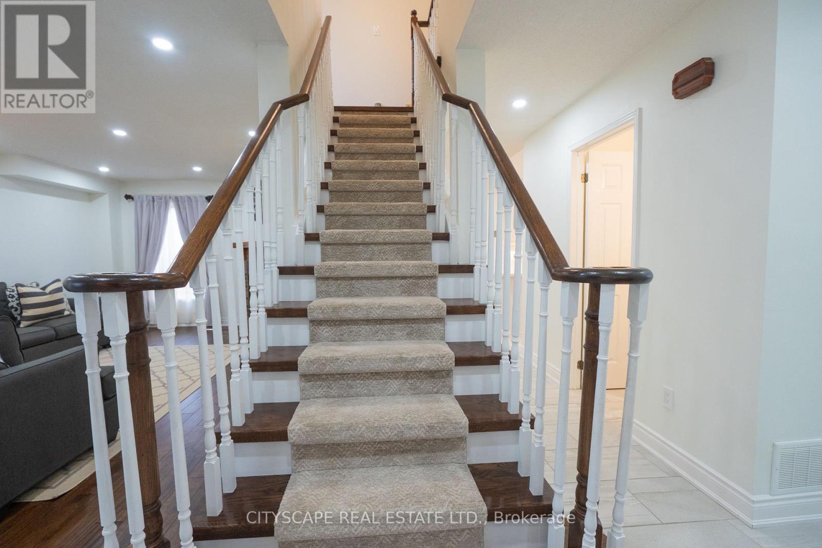 3912 Rushton Crescent, Mississauga, Ontario  L5L 4H4 - Photo 18 - W13137240
