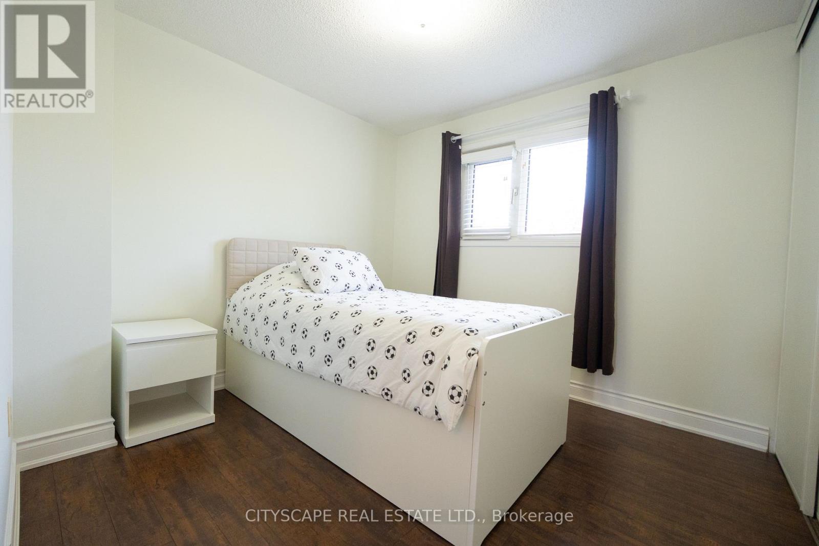 3912 Rushton Crescent, Mississauga, Ontario  L5L 4H4 - Photo 30 - W13137240