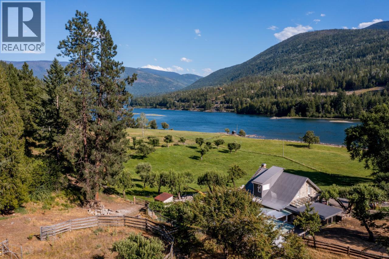 6302 Marsden Road, Nelson, British Columbia  V1L 6X9 - Photo 11 - 10387708