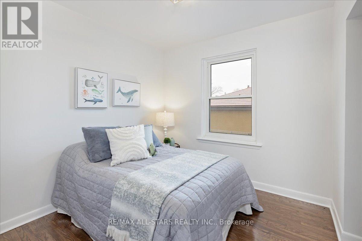55 Sancrest Drive, Toronto, Ontario  M1P 4A7 - Photo 13 - E12942972