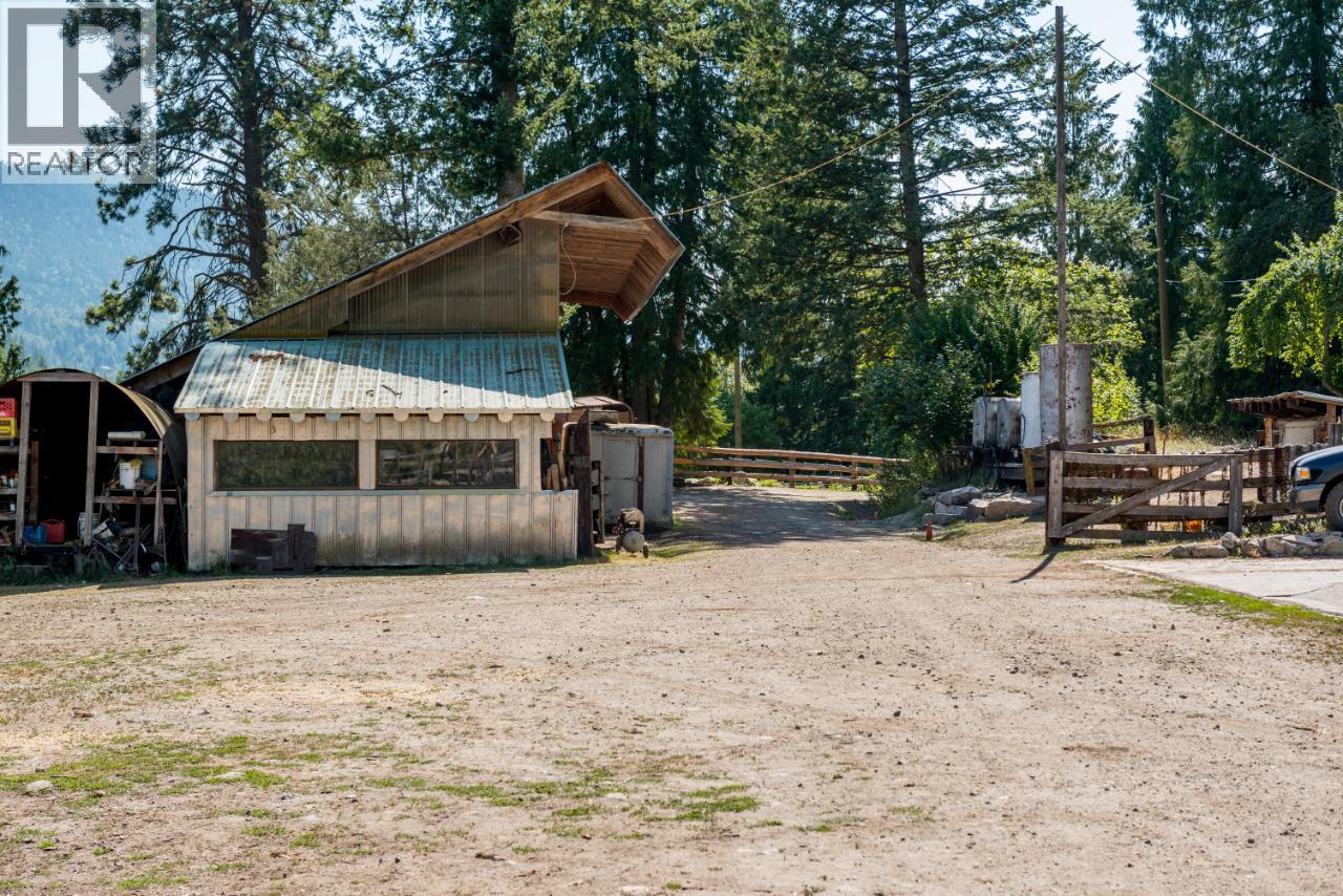 6302 Marsden Road, Nelson, British Columbia  V1L 6X9 - Photo 72 - 10387708