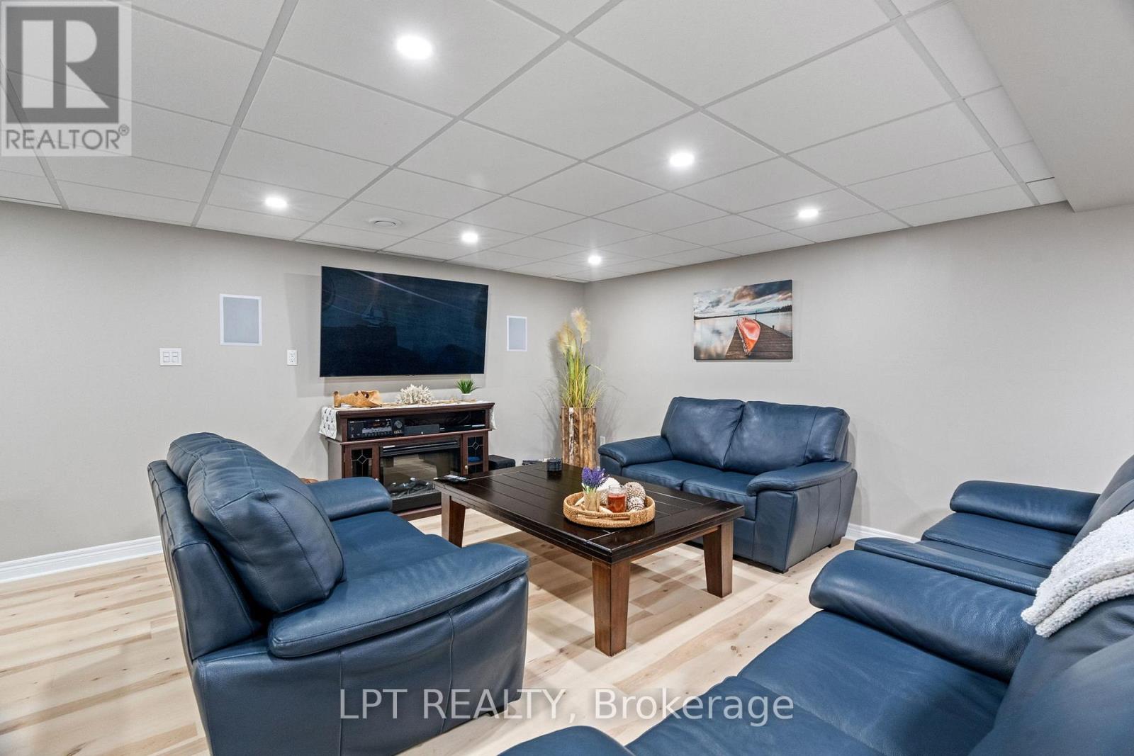 7652 Riverside Drive, Lambton Shores, Ontario  N0M 2L0 - Photo 26 - X13137284