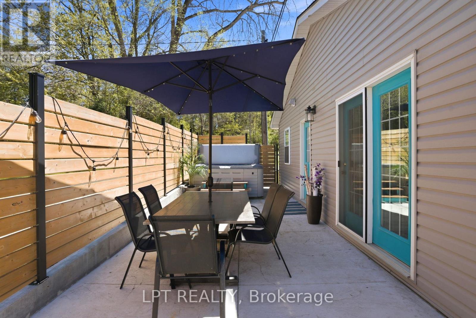 7652 Riverside Drive, Lambton Shores, Ontario  N0M 2L0 - Photo 40 - X13137284